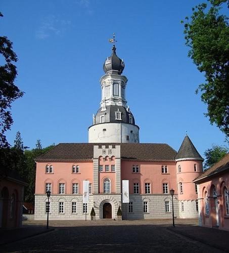 Ferienwohnung Ausguck Jever Buitenkant foto