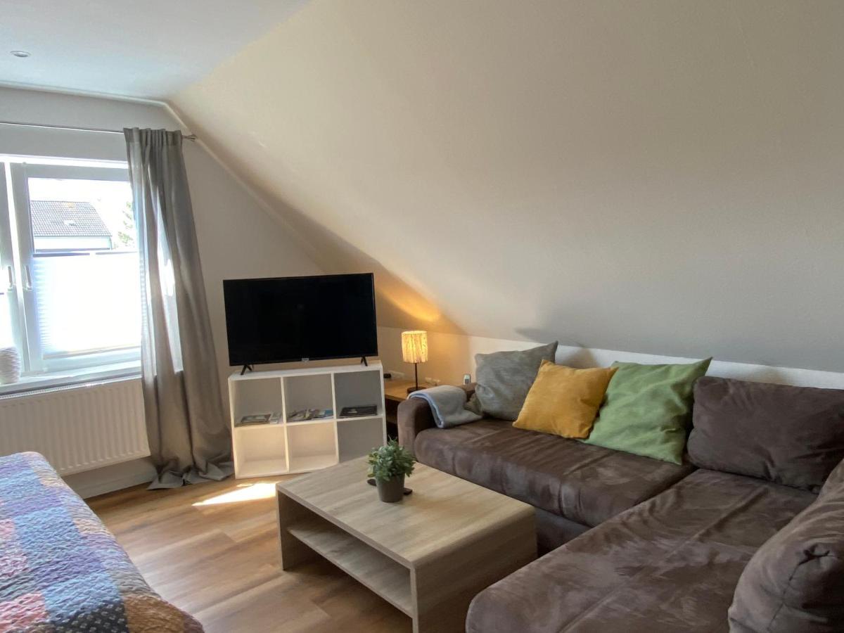 Ferienwohnung Ausguck Jever Buitenkant foto