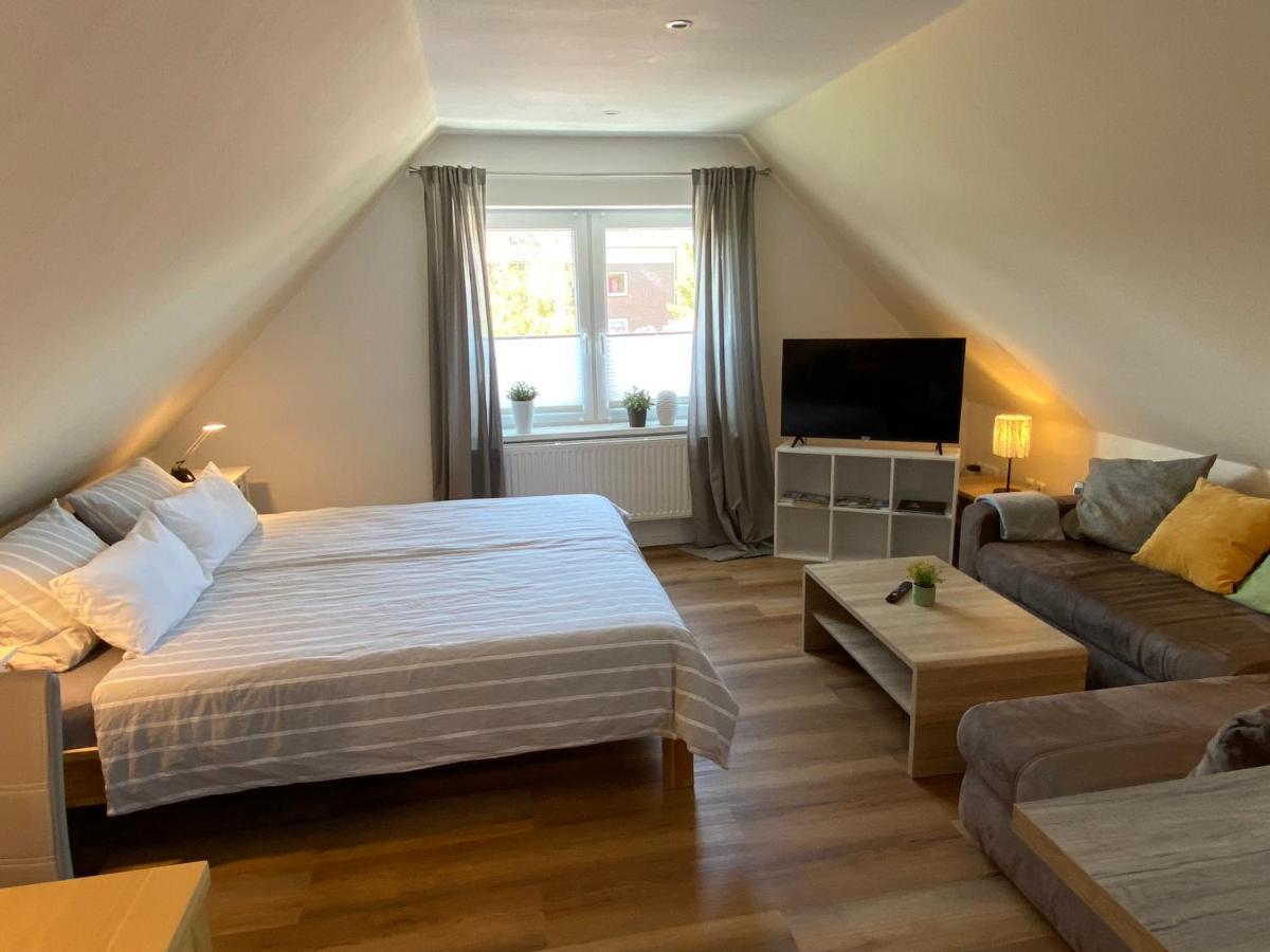 Ferienwohnung Ausguck Jever Buitenkant foto